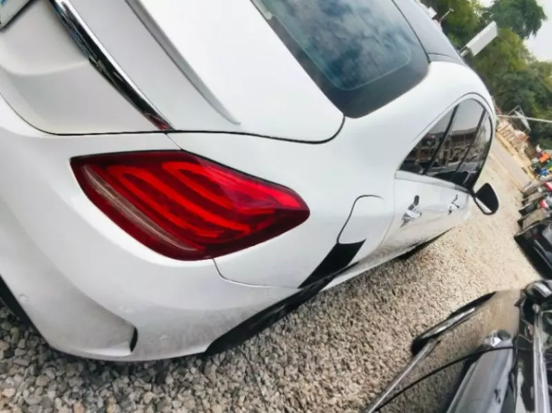 Mercedes-Benz C 300   - 2015