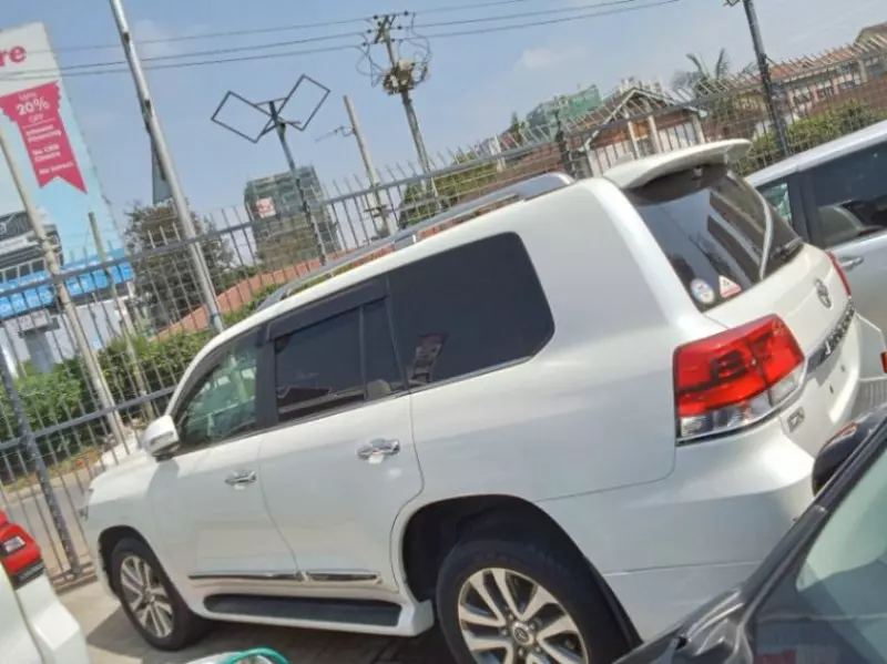 Toyota Landcruiser ZX   - 2017