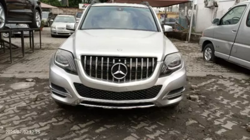 Mercedes-Benz GLK 350   - 2013