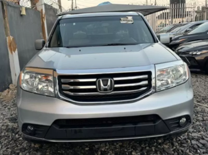Honda Pilot   - 2012