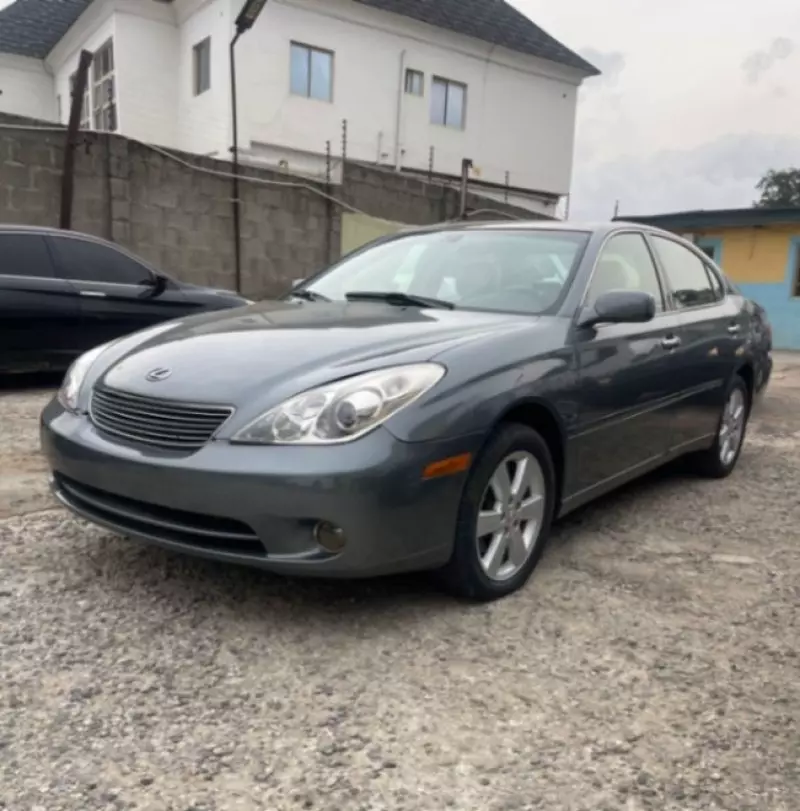 Lexus ES 330   - 2005