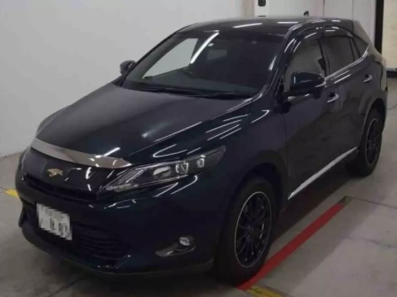 Toyota Harrier   - 2016