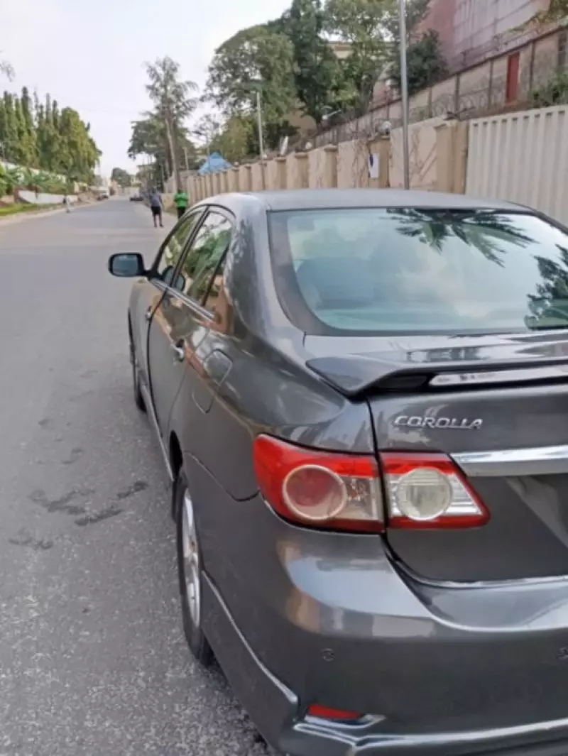 Toyota Corolla   - 2013