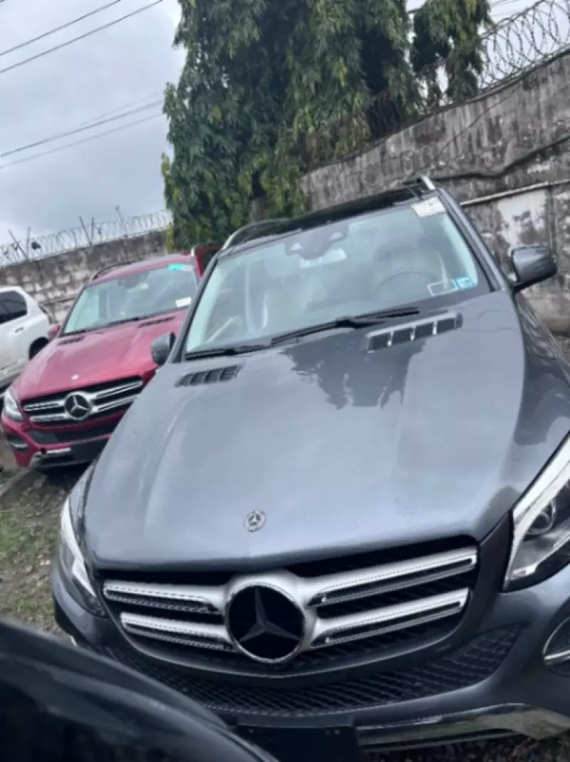 Mercedes-Benz GLE 350   - 2017