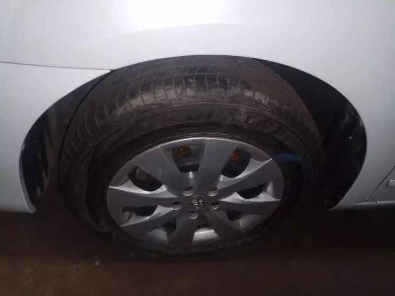 Toyota Premio    - 2010