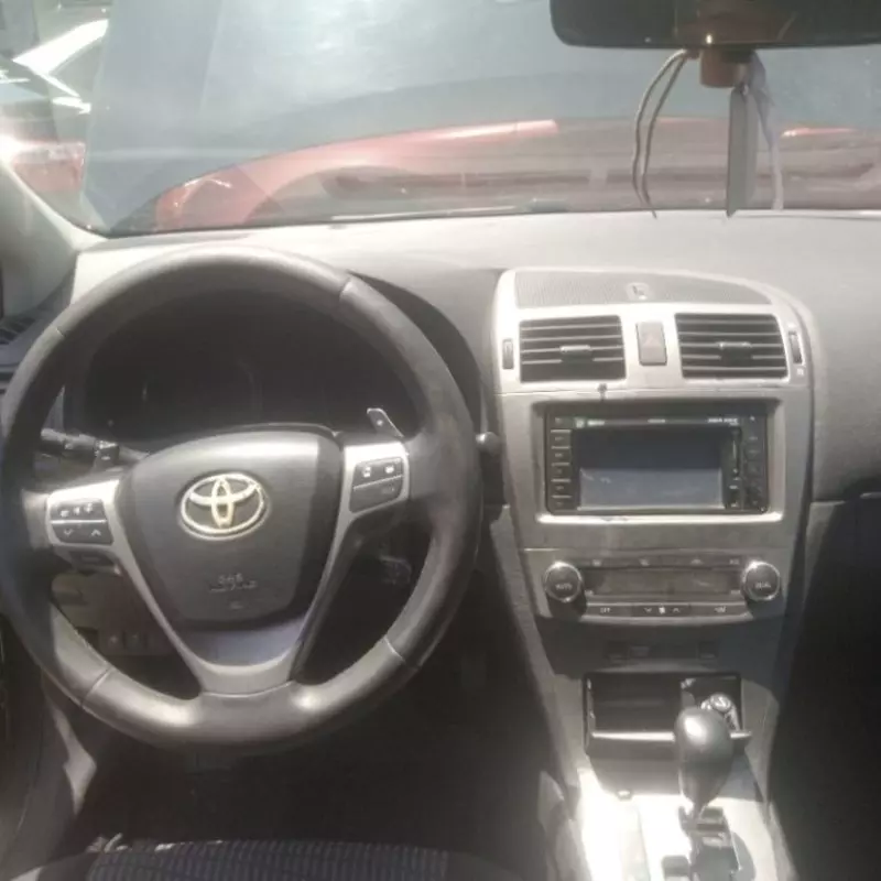 Toyota Avanza   - 2011
