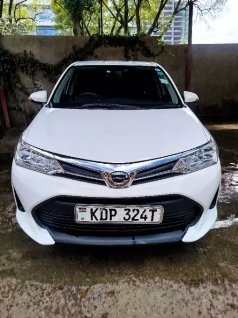 Toyota Axio    - 2017