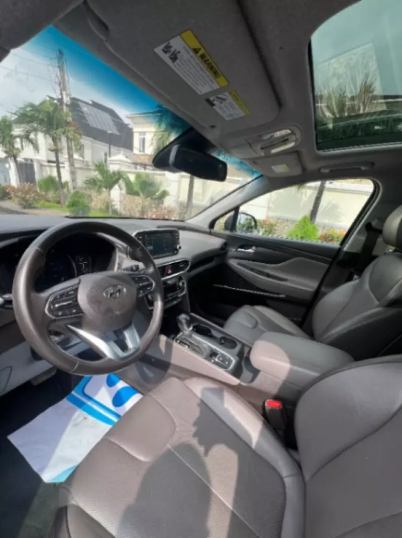 Hyundai Santa Fe - 2020