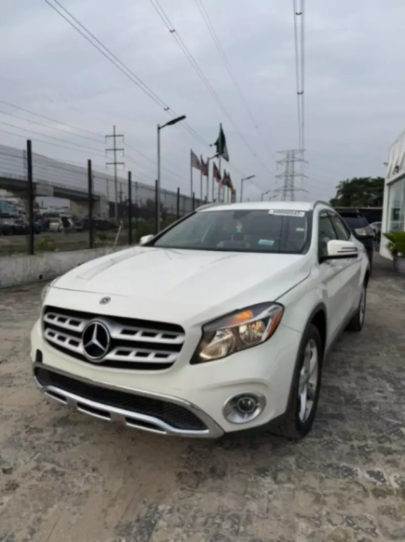 Mercedes-Benz GLA 250