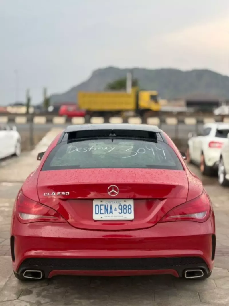 Mercedes-Benz CLA 250