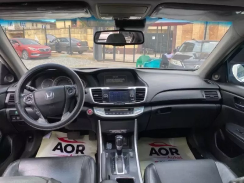 Honda Accord   - 2013