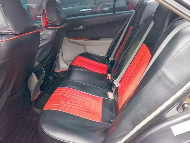 Toyota Camry   - 2013