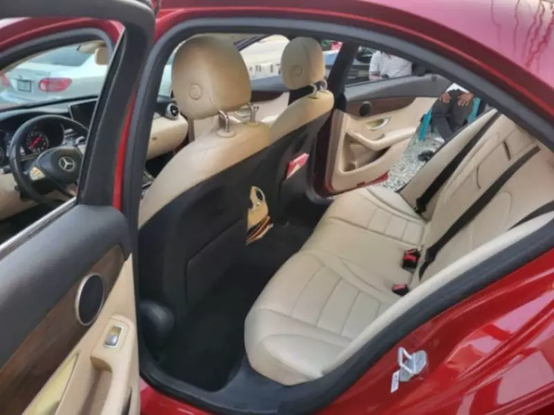 Mercedes-Benz C-Class - 2016