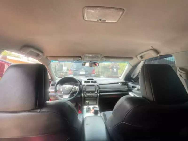 Toyota Camry   - 2013