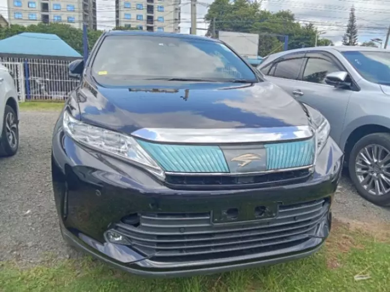 Toyota Harrier   - 2018