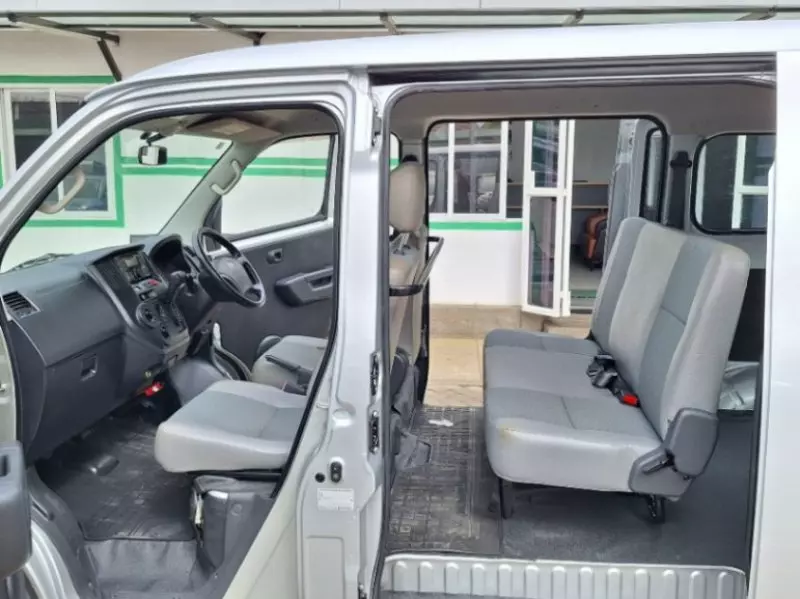 Toyota Town Ace   - 2018