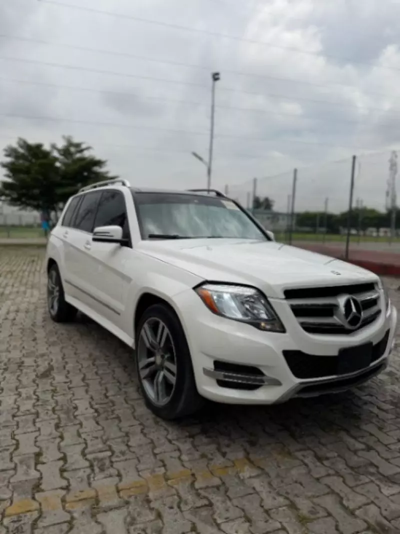 Mercedes-Benz GLK 350   - 2013