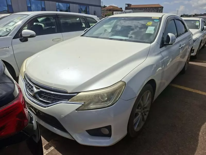 Toyota Mark X   - 2012