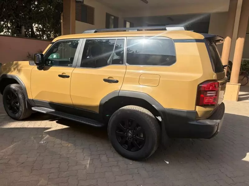 Toyota Land Cruiser   - 2024
