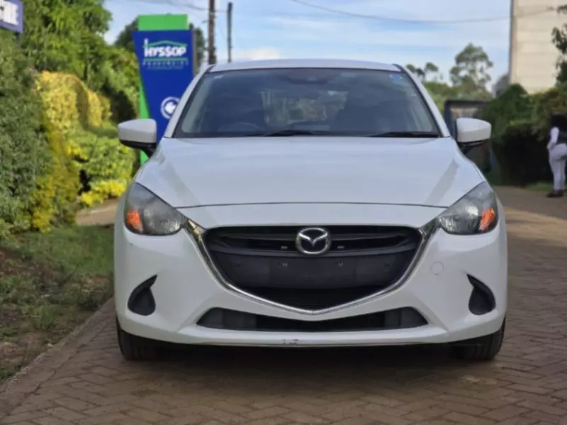 Mazda Demio   - 2017