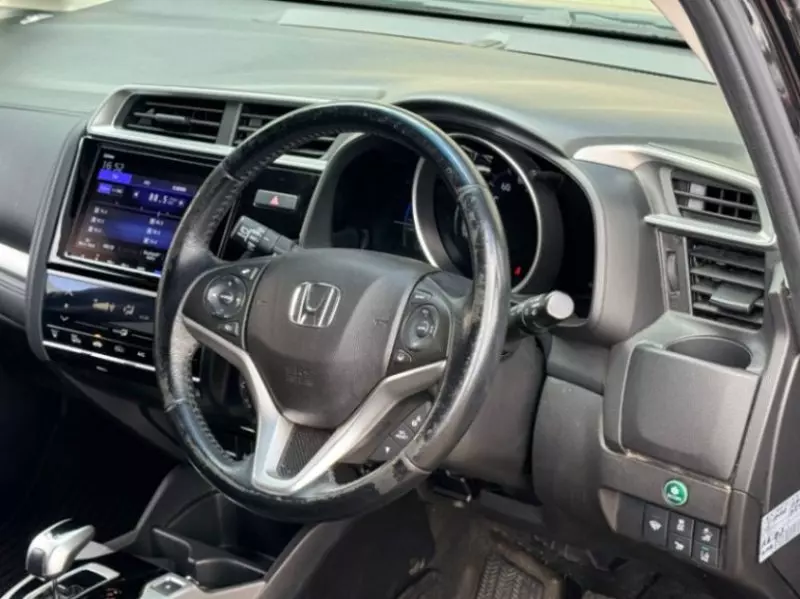 Honda Fit Hybrid    - 2018
