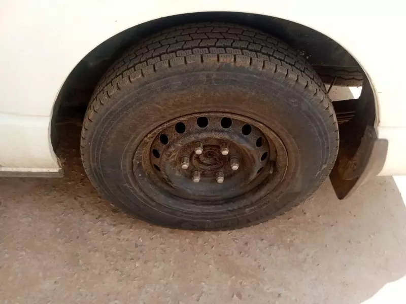 Toyota Hiace   - 2013