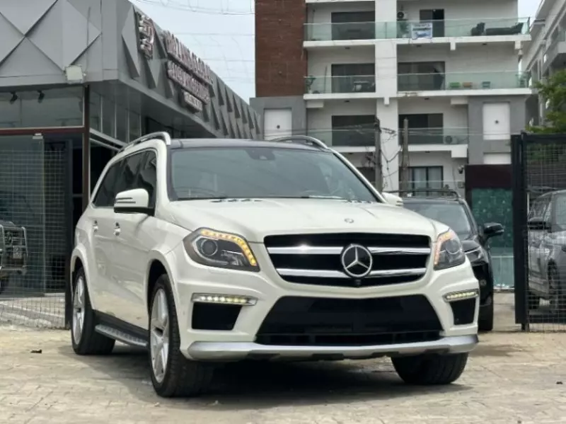 Mercedes-Benz GL-Class   - 2015