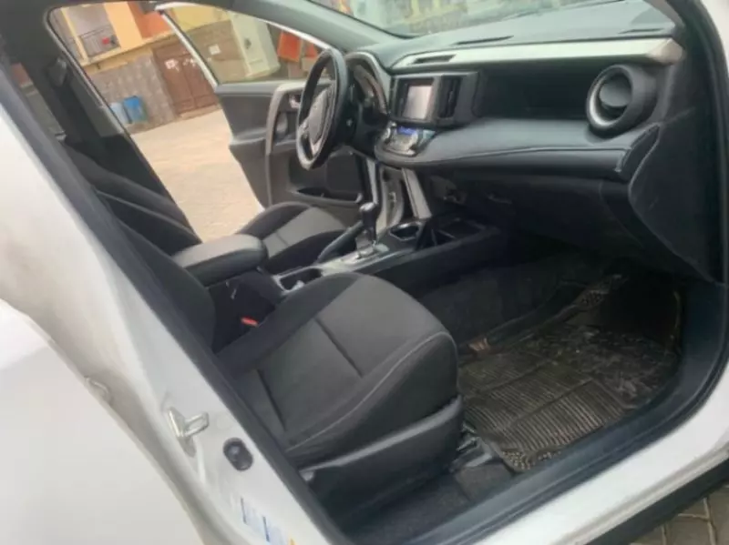 Toyota RAV 4   - 2017