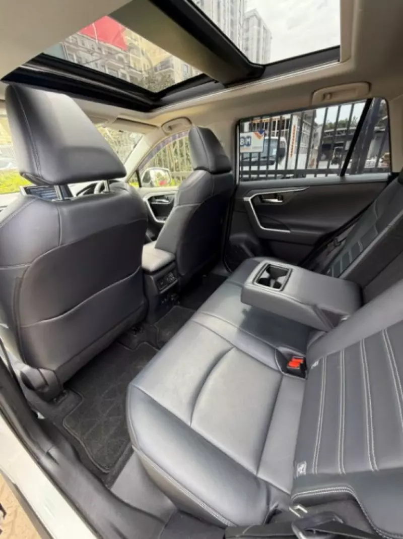 Toyota Rav4   - 2020