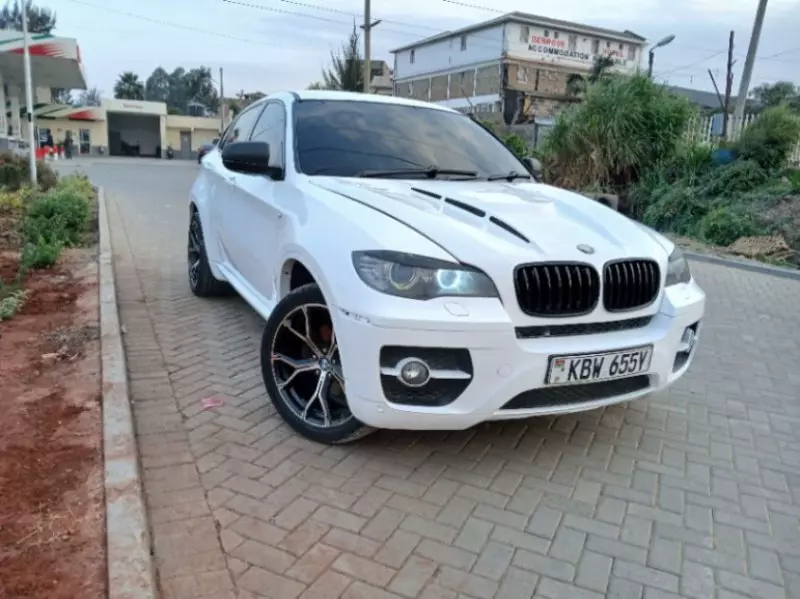 BMW X6   - 2011