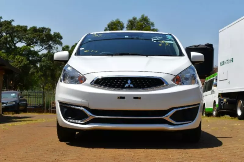 Mitsubishi Mirage   - 2017