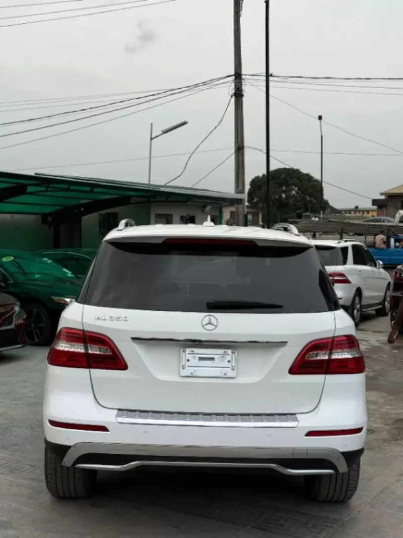 Mercedes-Benz ML 350   - 2014