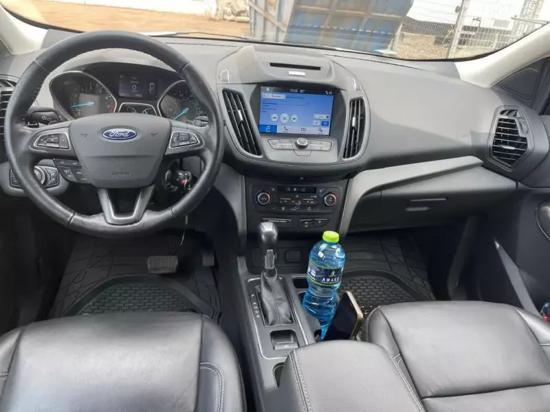 Ford Escape   - 2017