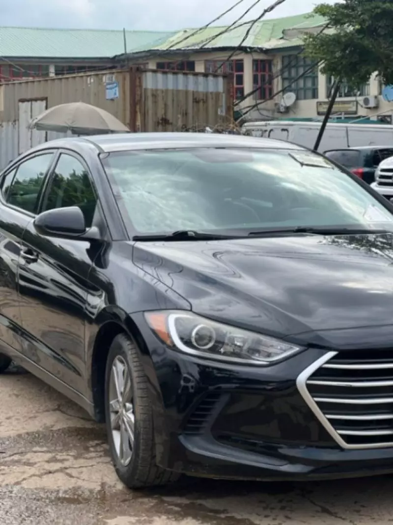 Hyundai Elantra   - 2017