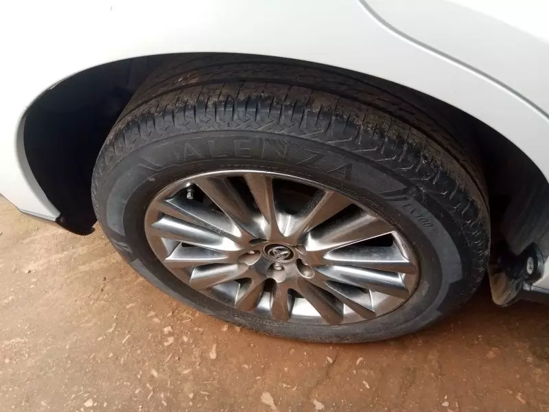 Toyota Harrier   - 2016