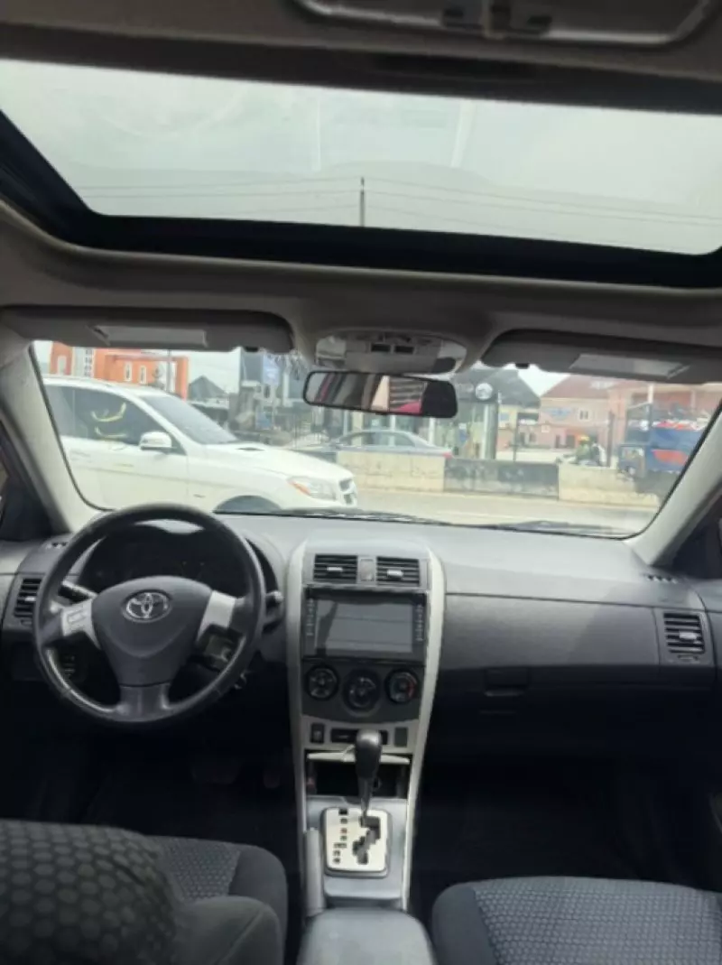 Toyota Corolla - 2009