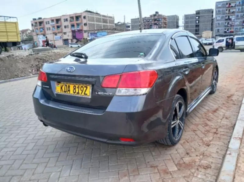 Subaru Legacy   - 2014