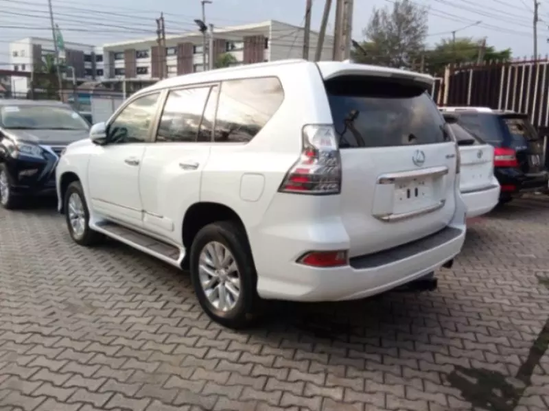 Lexus GX 460   - 2017