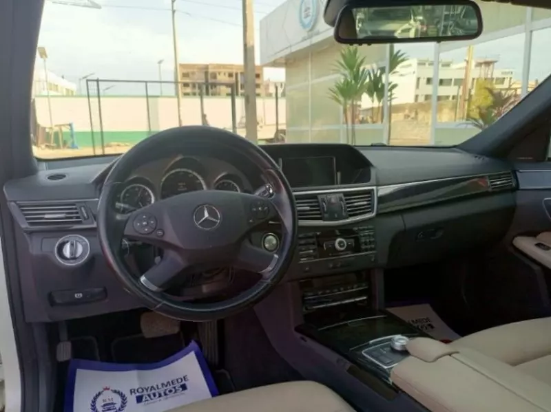 Mercedes-Benz E 350   - 2010