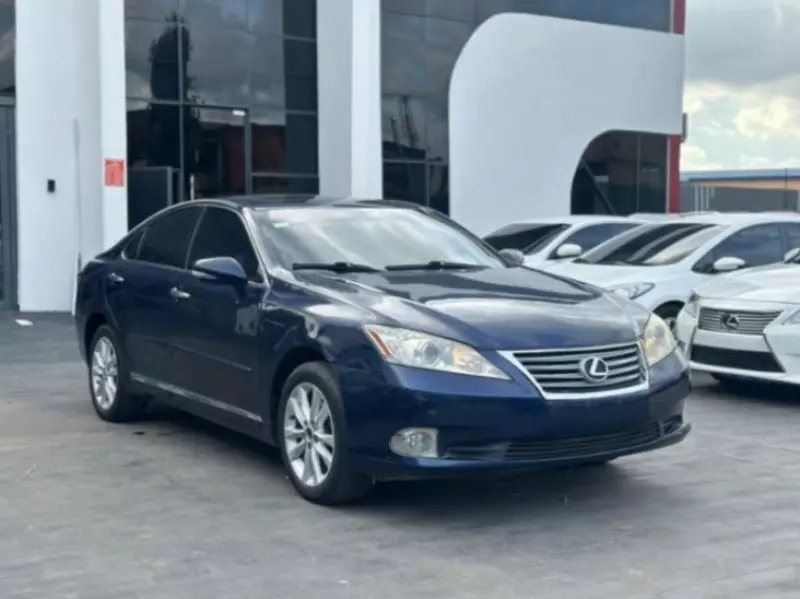 Lexus ES   - 2011