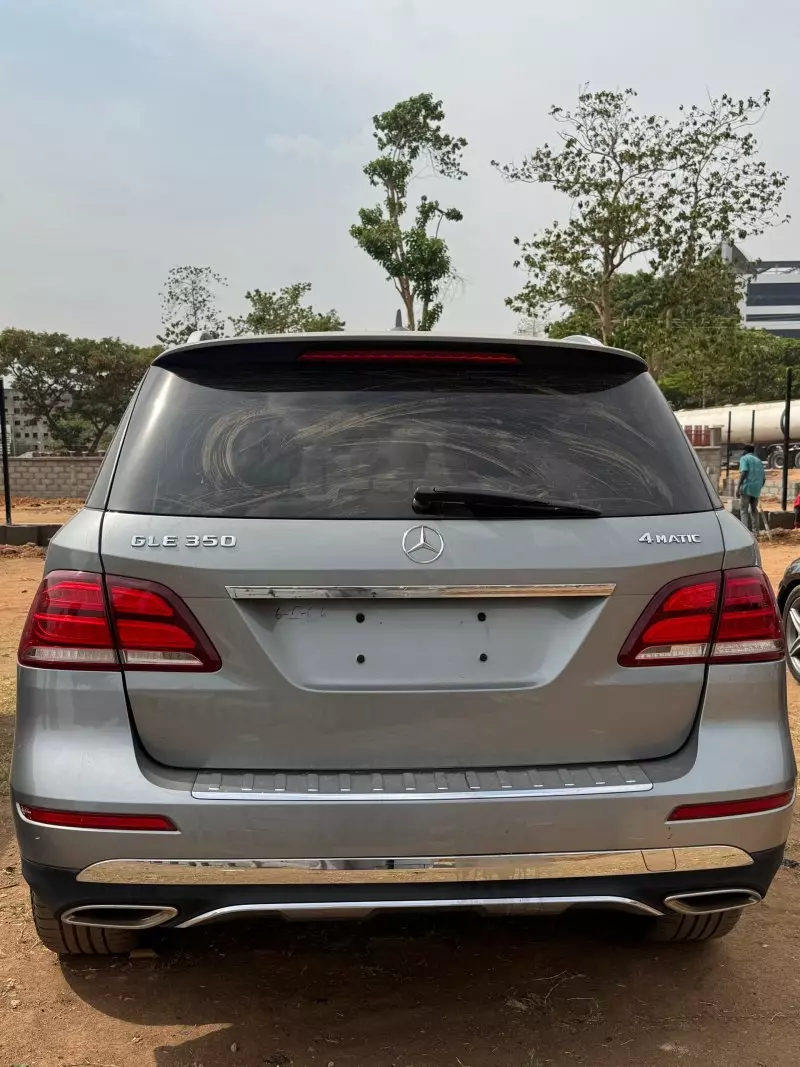 Mercedes-Benz GLE 350   - 2016
