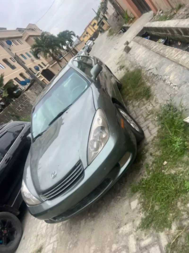 Lexus ES 300   - 2002