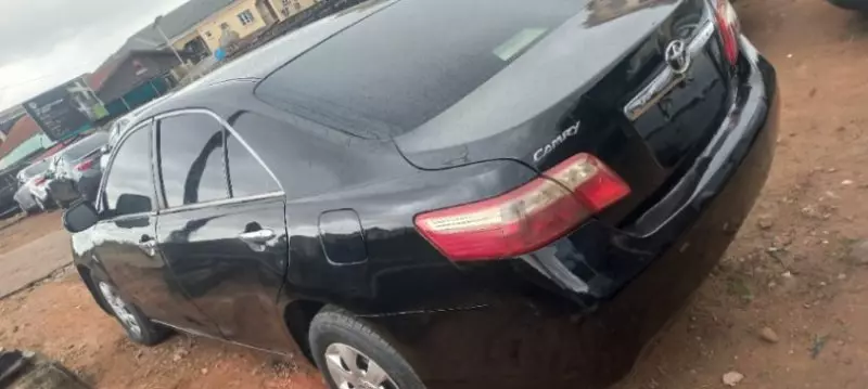 Toyota Camry   - 2008