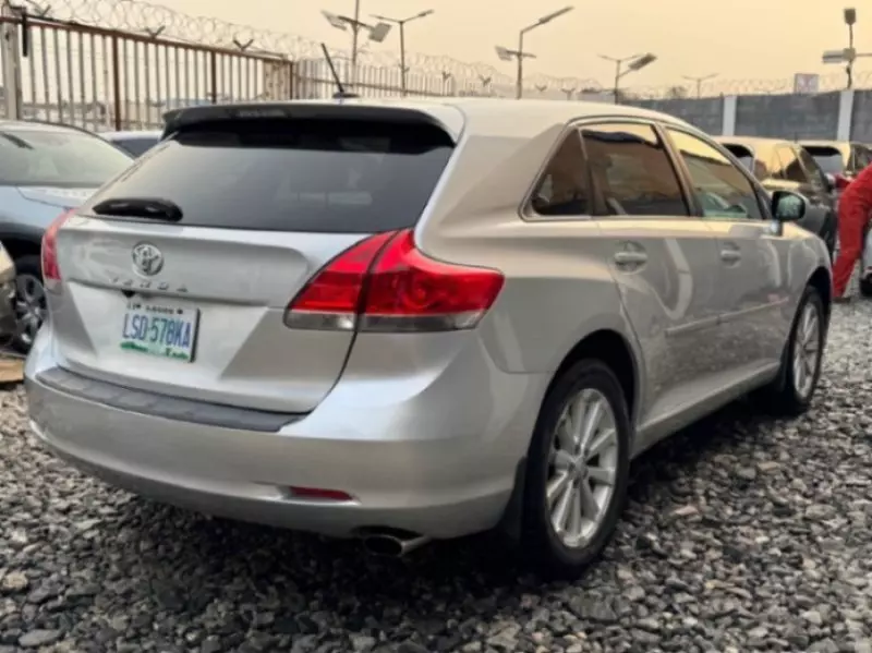 Toyota Venza   - 2009