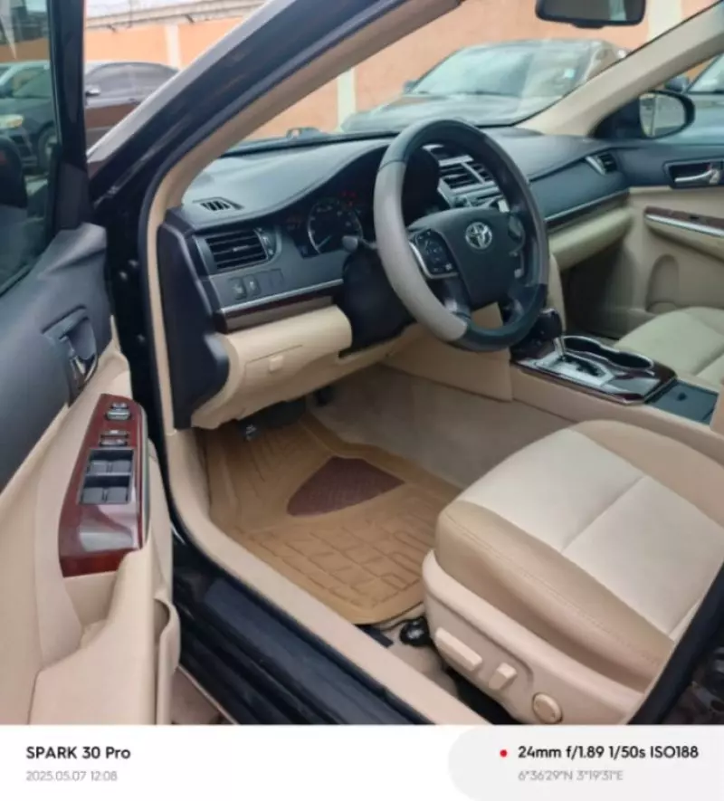 Toyota Camry   - 2012