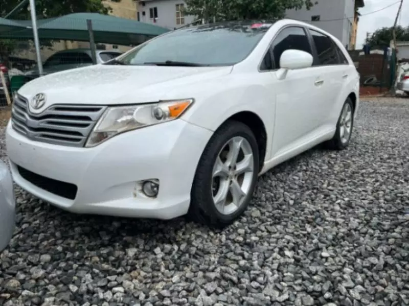 Toyota Venza   - 2010