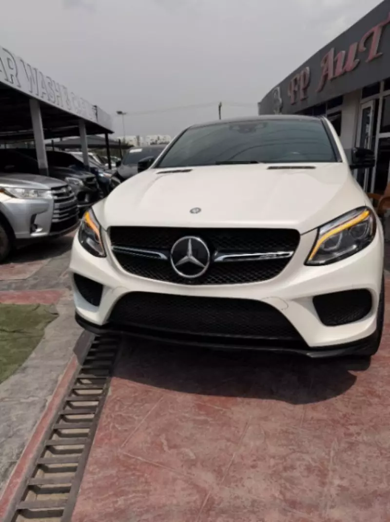 Mercedes-Benz GLE 43 AMG   - 2017