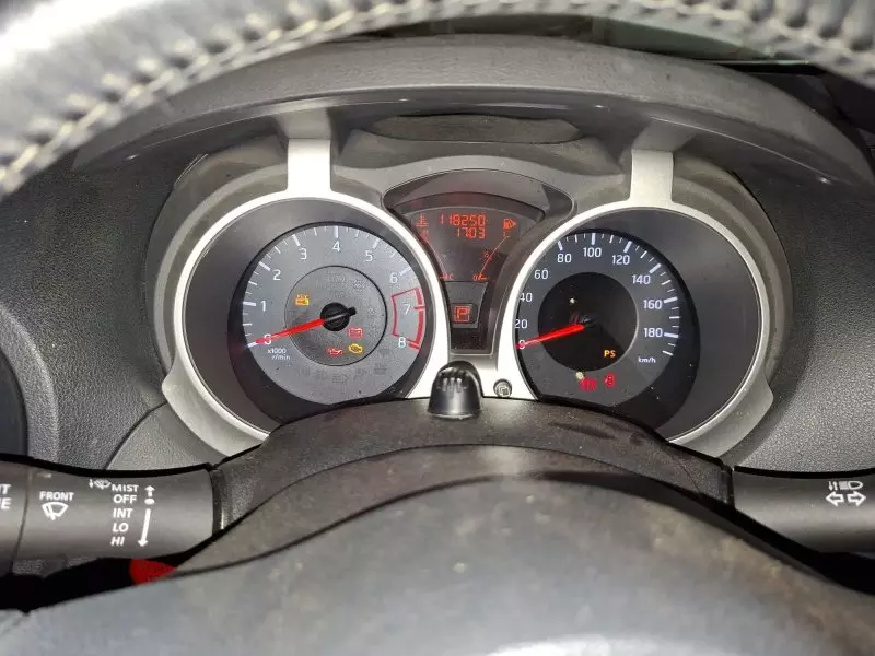 Nissan Juke   - 2011