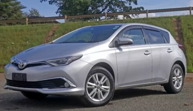 Toyota Auris   - 2017