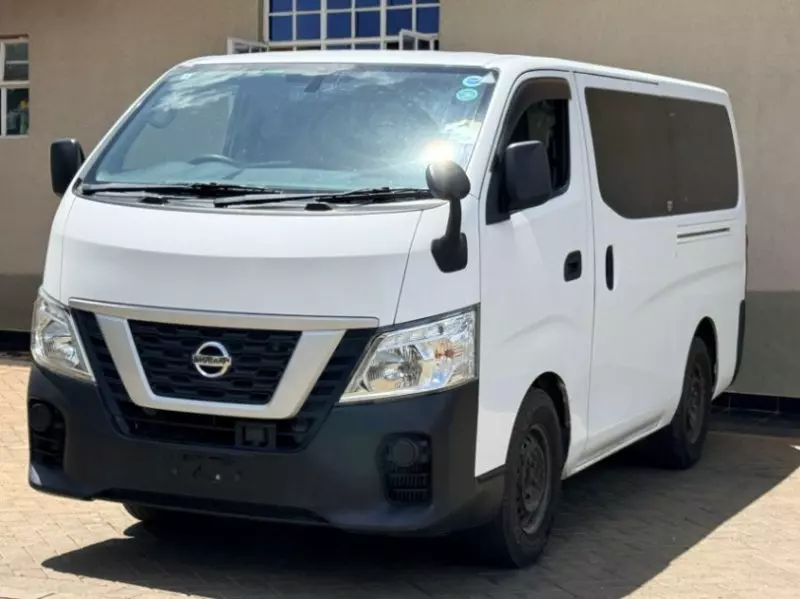 Nissan NV300   - 2019